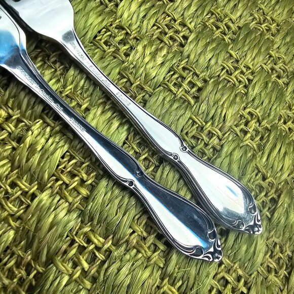 Oneida Strathmore Dinner Forks 7" stainless scrolls classic romantic timeless el - Picture 8 of 8